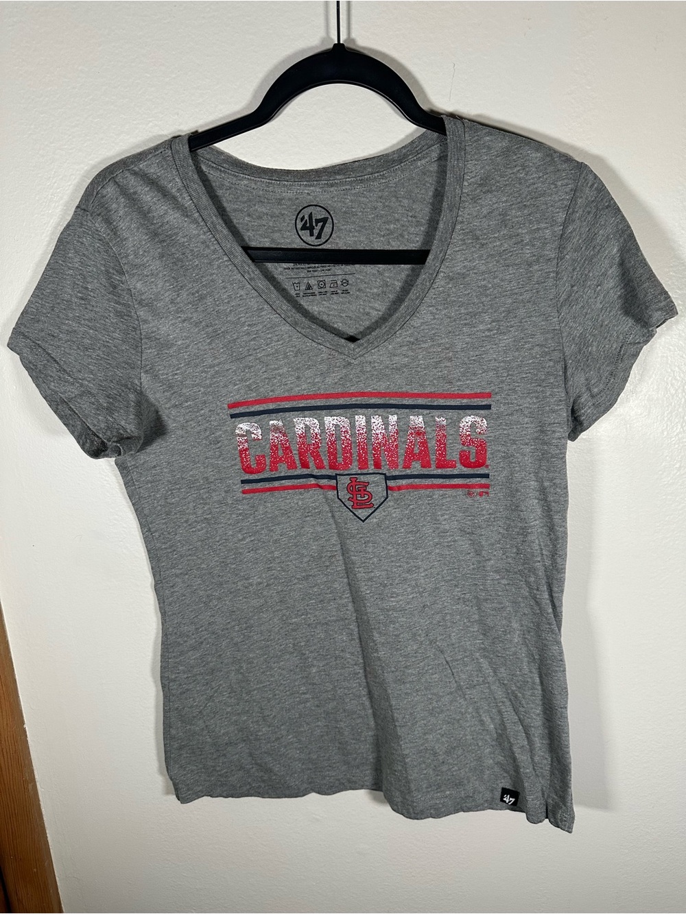 '47 St Louis Cardinals Women Gray V-Neck MLB Baseball T-Shirt Medium